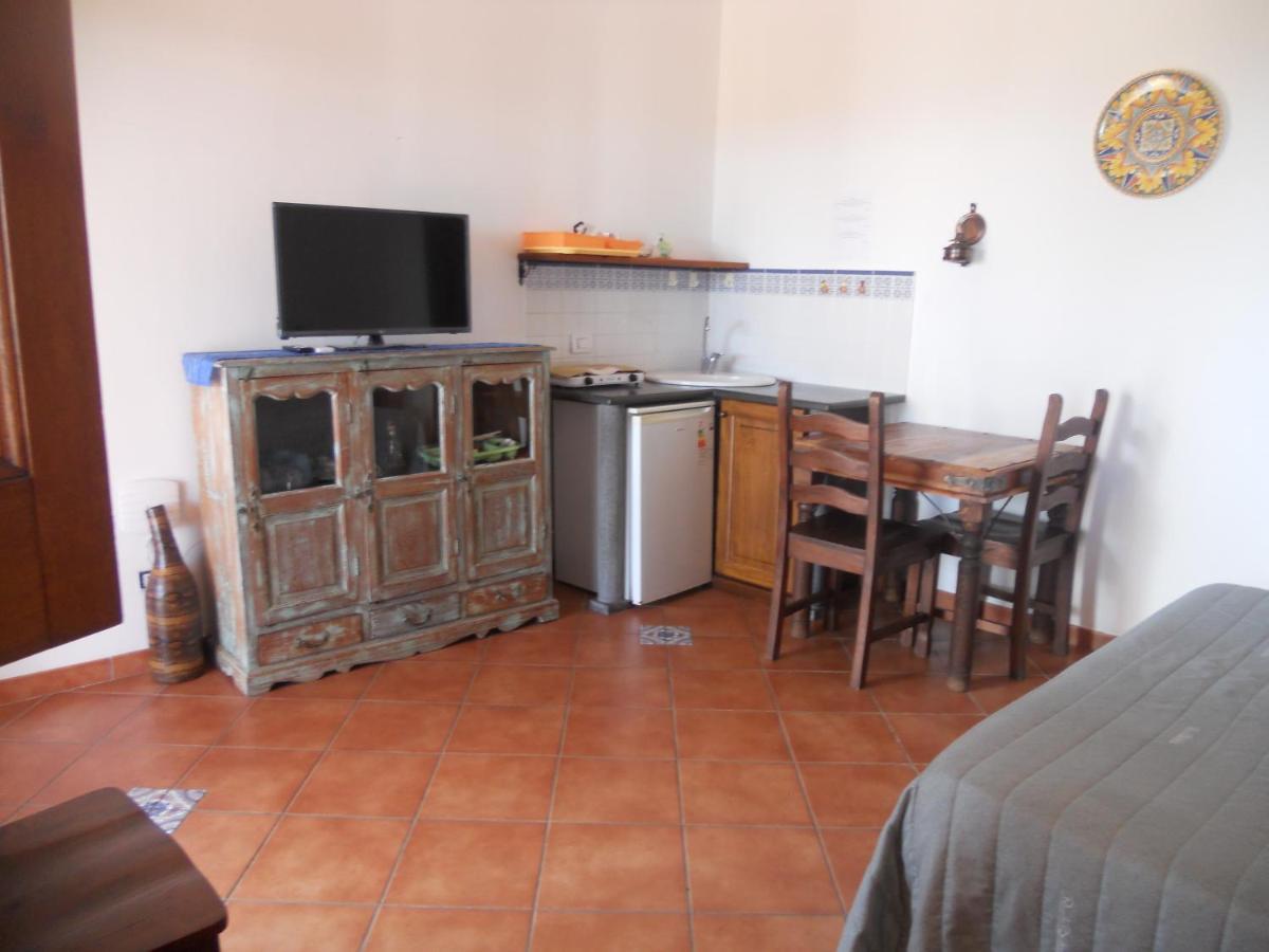 סטרומבולי Pedra Residence מראה חיצוני תמונה