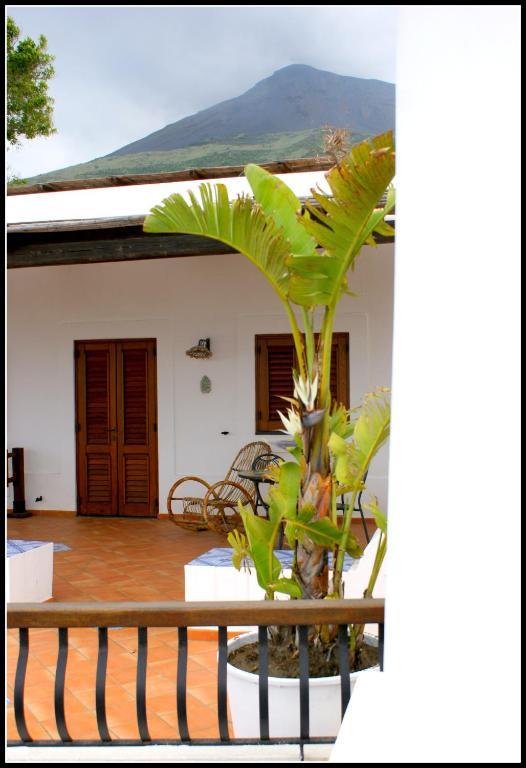 סטרומבולי Pedra Residence חדר תמונה