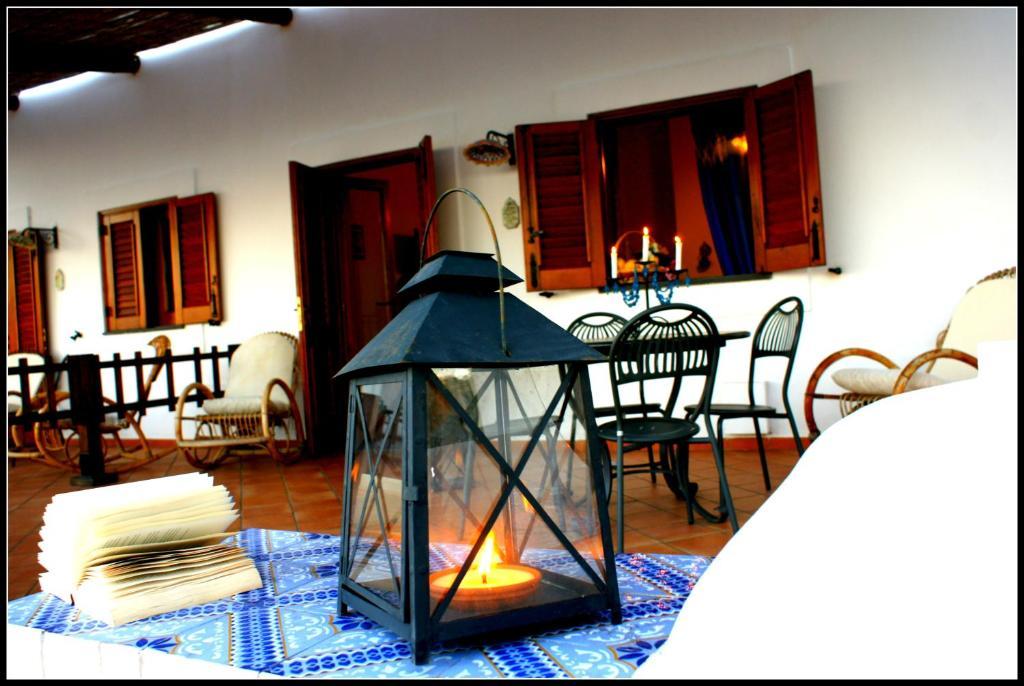 סטרומבולי Pedra Residence חדר תמונה
