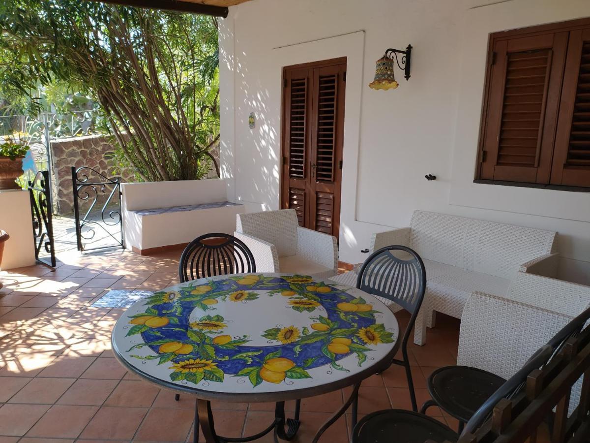 סטרומבולי Pedra Residence מראה חיצוני תמונה